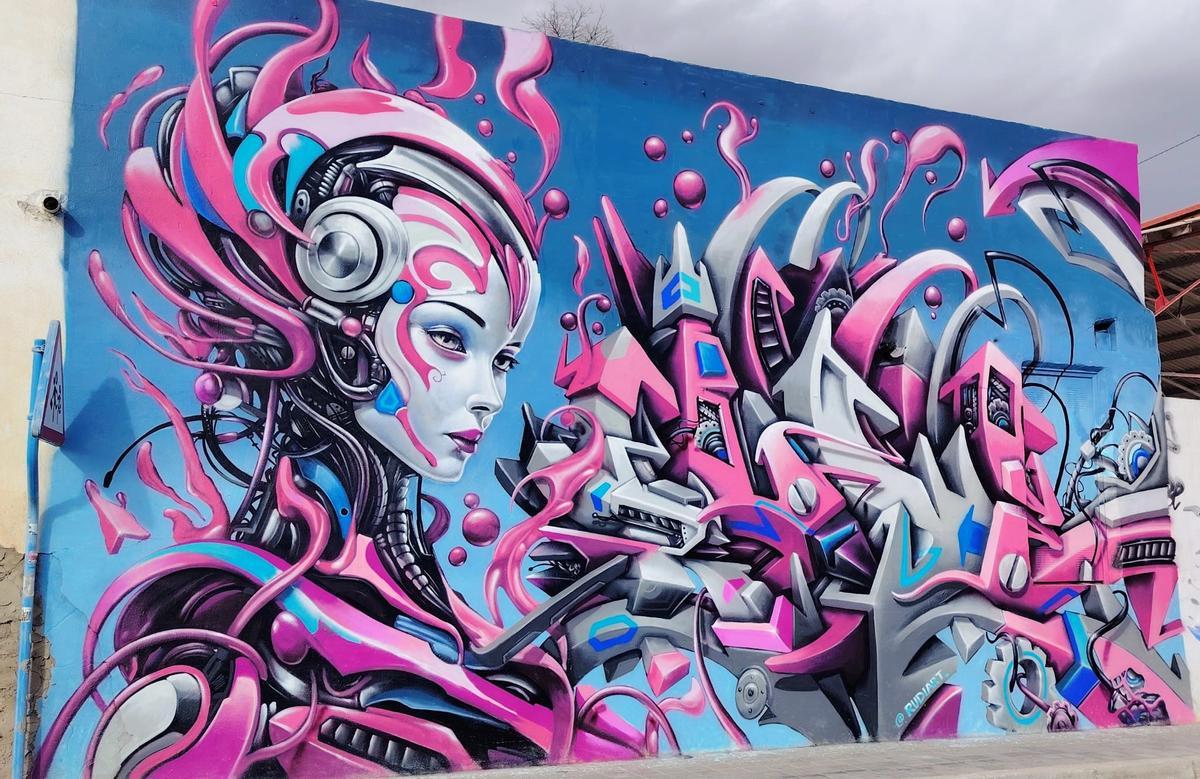 El grafiti pintado por Rudi Art hace unas semanas en el mural frente al ADDA