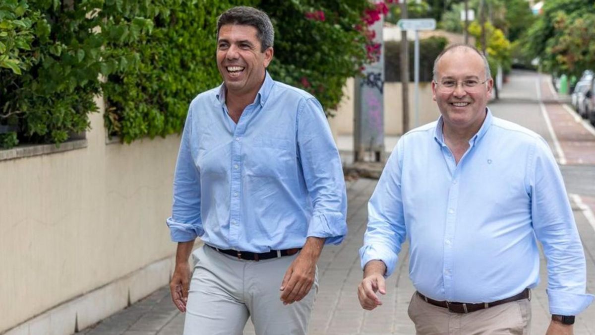 Carlos Mazón junto al nuevo secretario general del PP, Miguel Tellado, este viernes en Alicante.