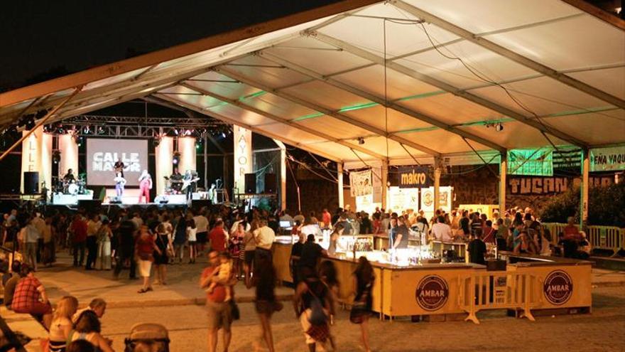 La carpa Delicias admitía solo un aforo de 700 personas, no 6.000