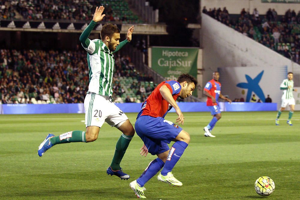 El Levante, al borde del descenso tras el varapalo en Sevilla