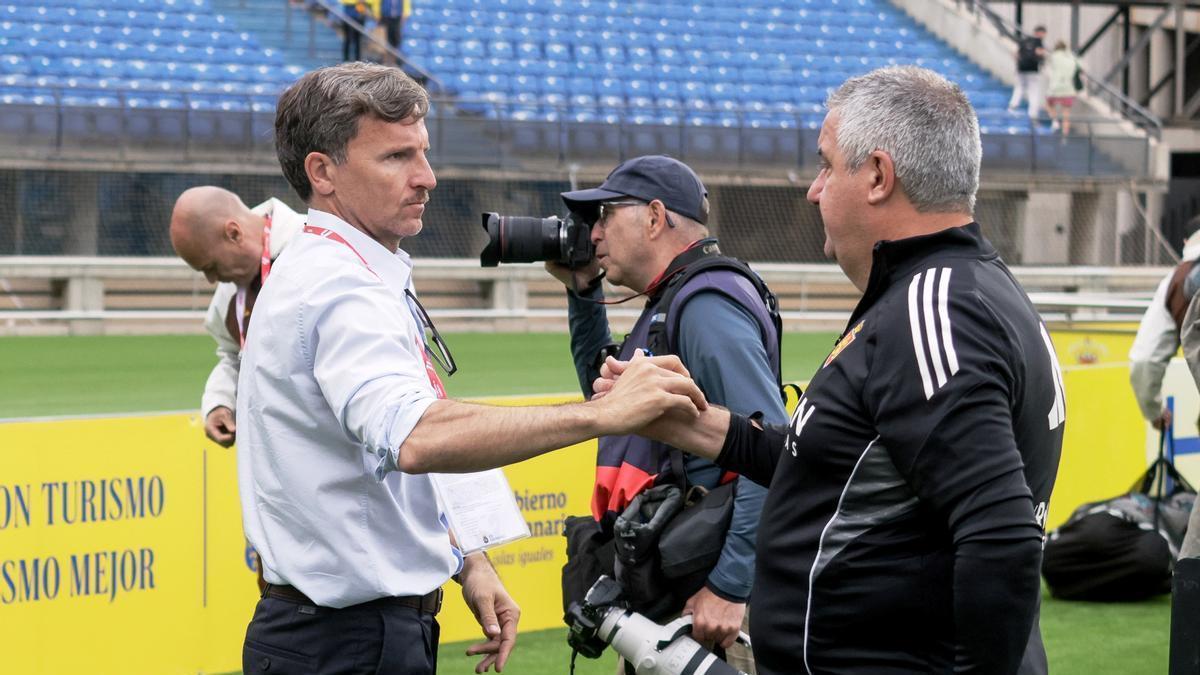 Lalo Arantegui, en el estadio de Gran Canaria después de que se consumara el descenso a Primera RFEF.