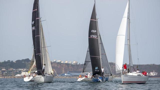 Un momento de la regata celebrada ayer en la Semana Asturiana de la Vela.