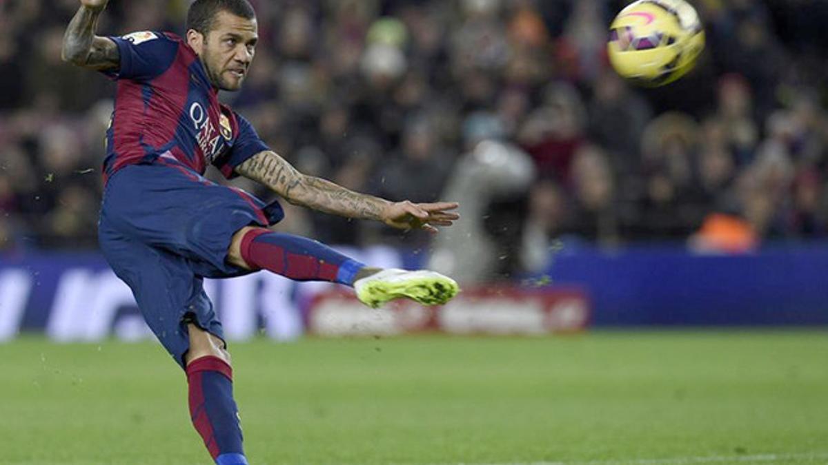 Dani Alves podría seguir en el club si las dos partes acaban llegando a un acuerdo en este mes