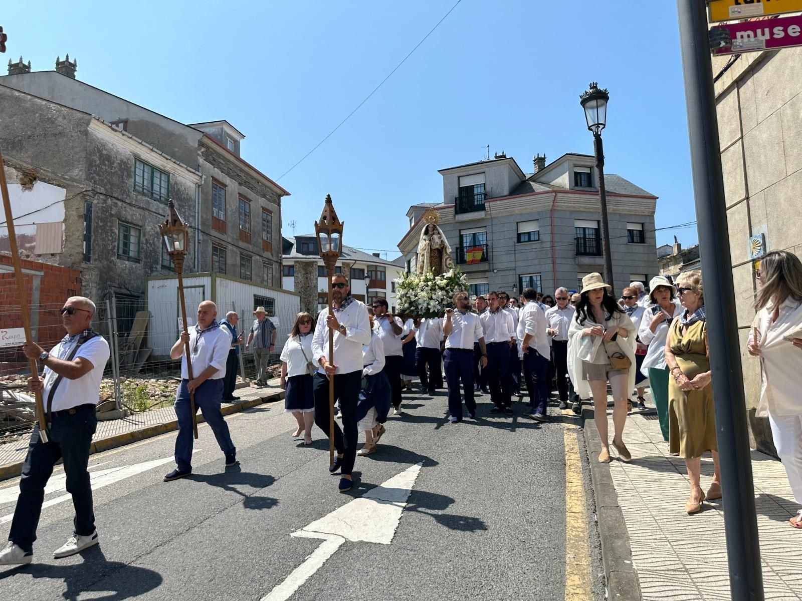 EN IMÁGENES: La procesión de la virgen del Carmen en Tapia de Casariego