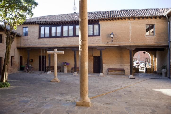 Patio del convento de Santa Clara, otro imprescindible de Carrión de los Condes.