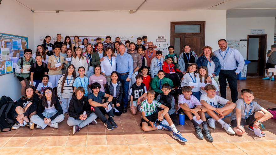 Transición Ecológica premia a los &#039;Guardianes de Famara&#039; por la restauración ecológica