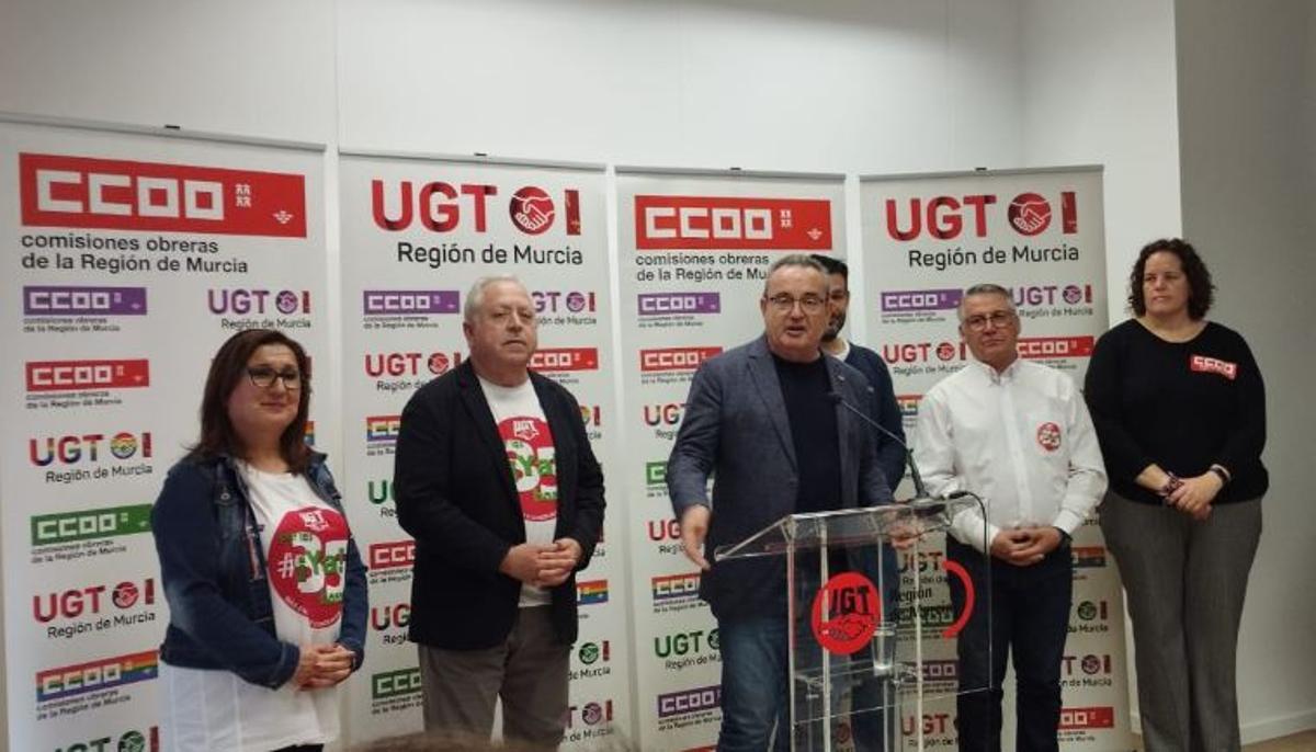 Representantes sindicales, en rueda de prensa este jueves