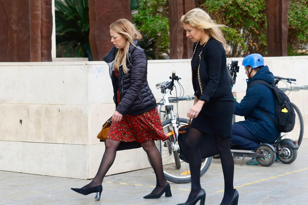 Retoman el juicio contra Zaplana y Olivas por el caso Erial.