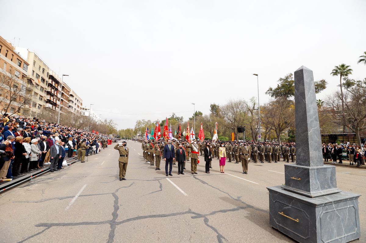 Más de 600 civiles juran bandera en Córdoba