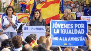 La presidenta de Cantabria, María José Sáenz de Buruaga, en Santander durante un acto del PP contra la amnistía.