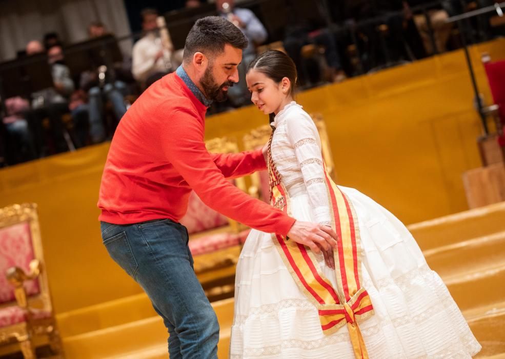 Ensayo de la exaltación de la falleras mayores de València 2019