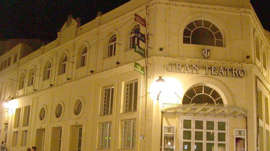 FOTOGALERÍA | Un recorrido por los cien años de historia del Gran Teatro de Cáceres