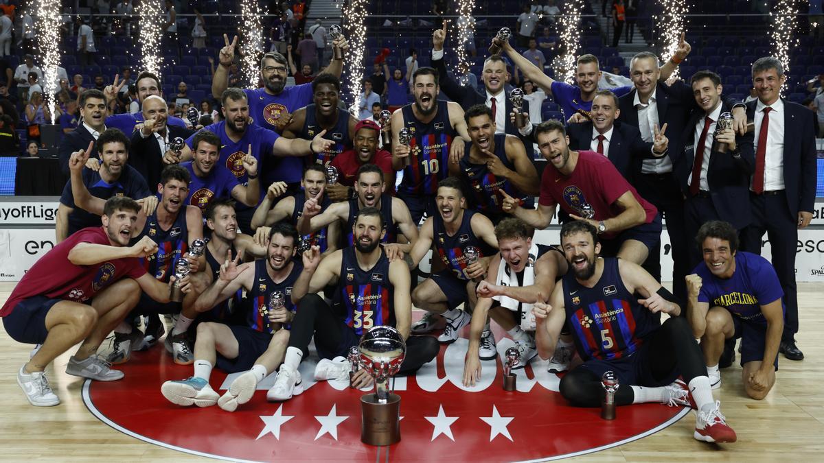 El Barcelona celebra el título de la Liga Endesa.