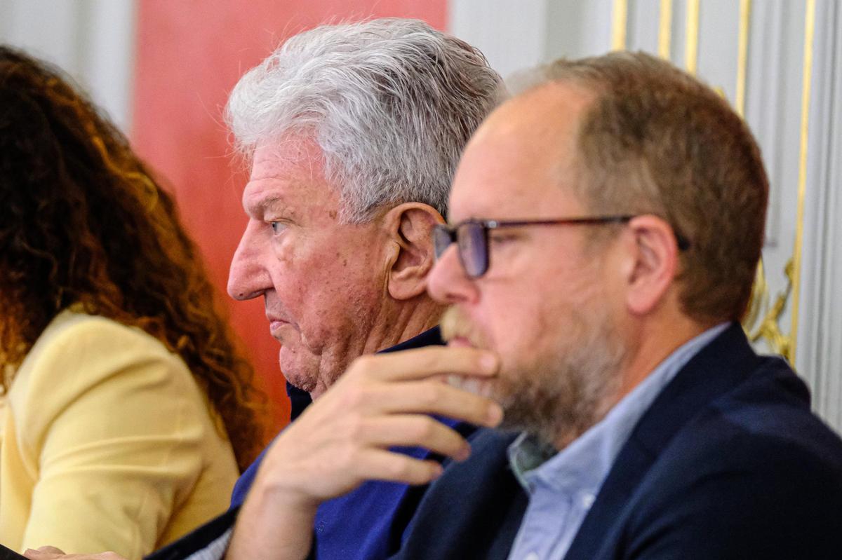 Pedro Quevedo y José Eduardo Ramírez en el pleno del pasado julio.