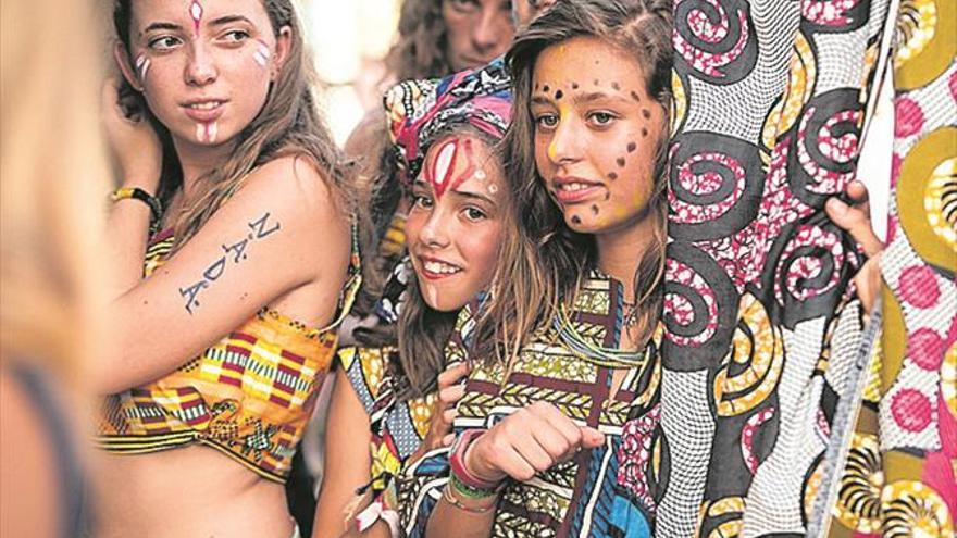 El Rototom reivindica a África con pases de moda, cultura y música