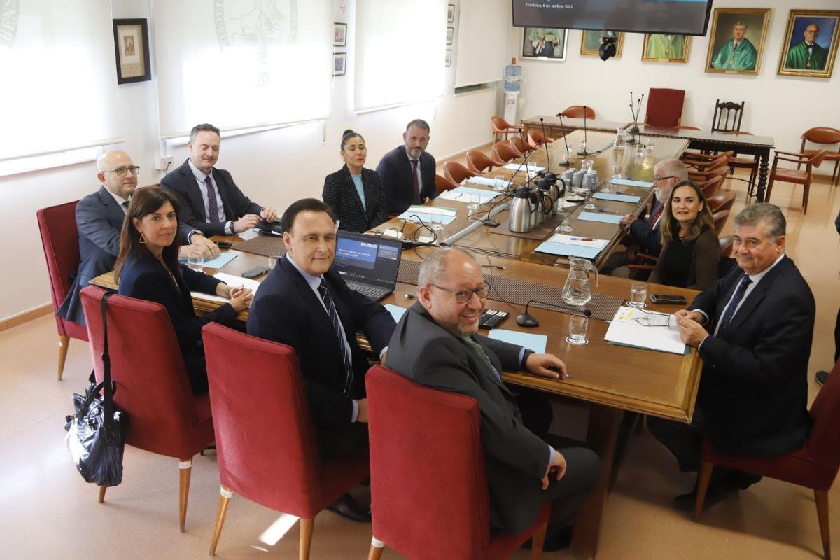 El primer centro de zoonosis de España inicia su actividad en Córdoba