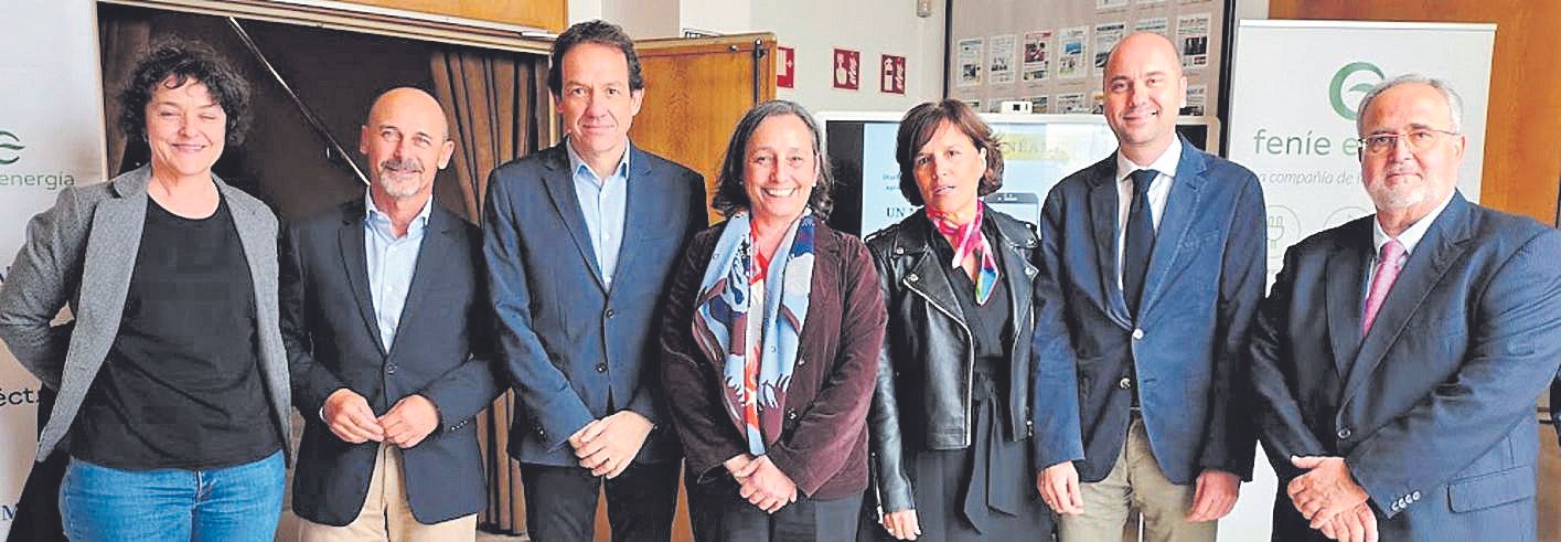 Pilar Carbonero, Sebastià Oliver,  Marc Pons,  Concha Sánchez, Miryam Aguilar, Eduardo Maynau y José Manuel de la Torre.