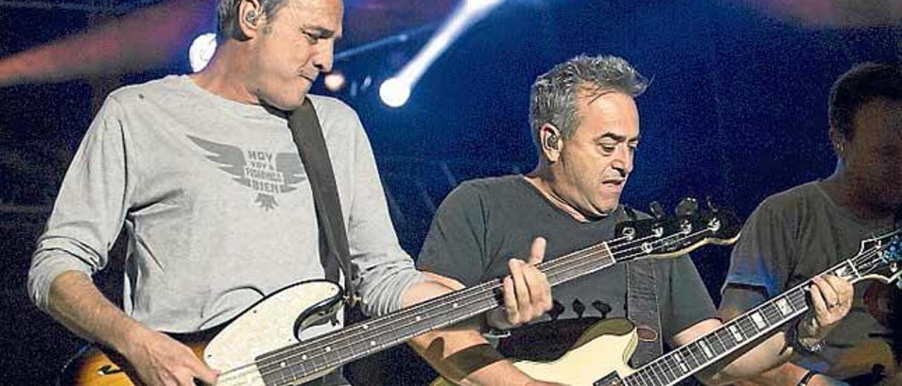 Fiesta de los 80 con Hombres G