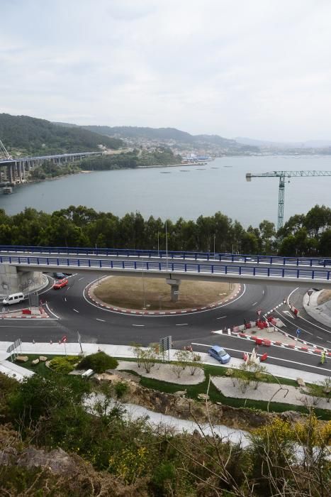 Las obras en el acceso a la autovía y también en Rande // Gonzalo Núñez