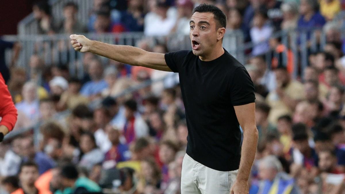 Xavi Hernández durante el partido frente al Real Valladolid