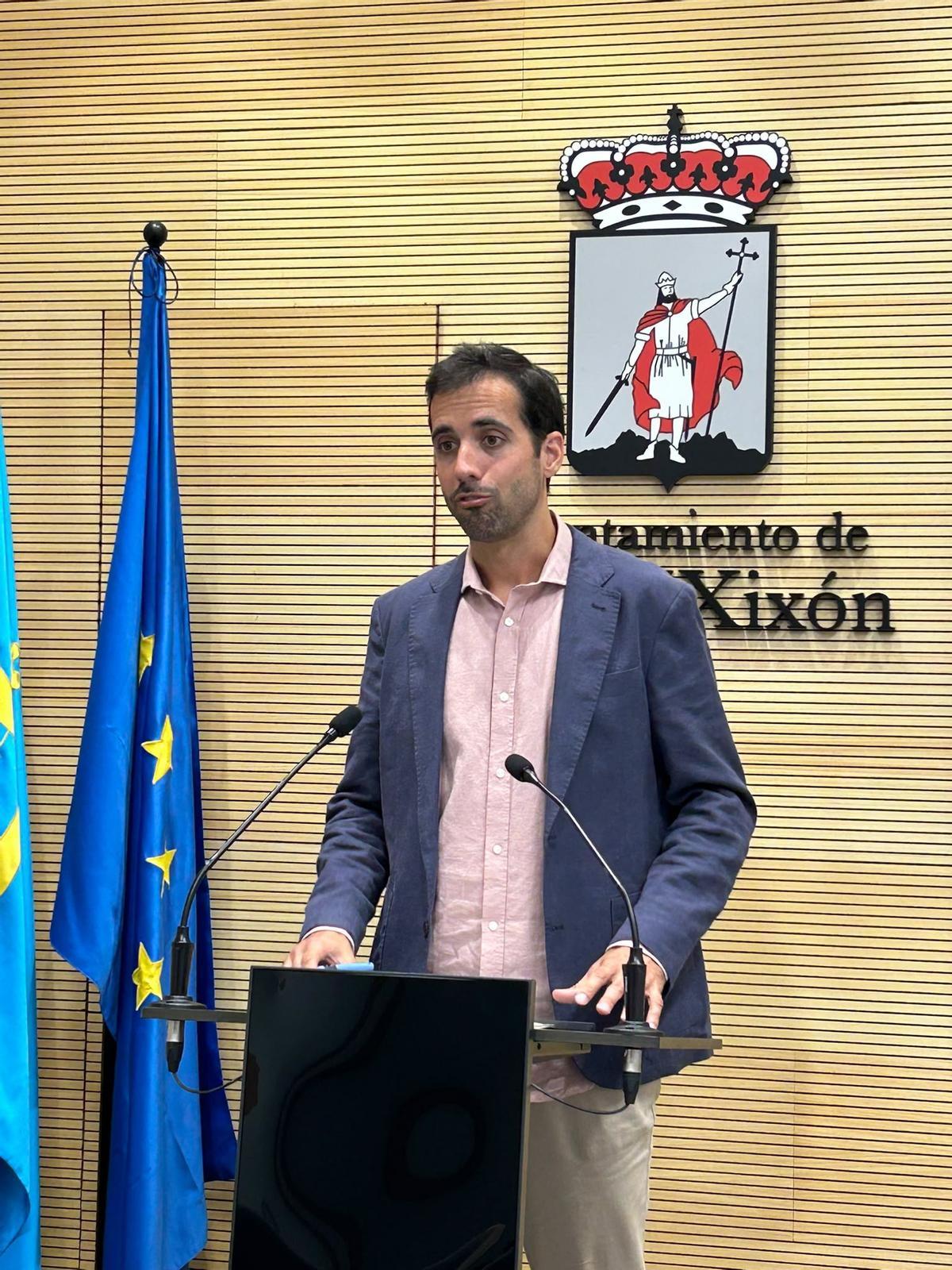 Alejandro Farpón, edil de IU.