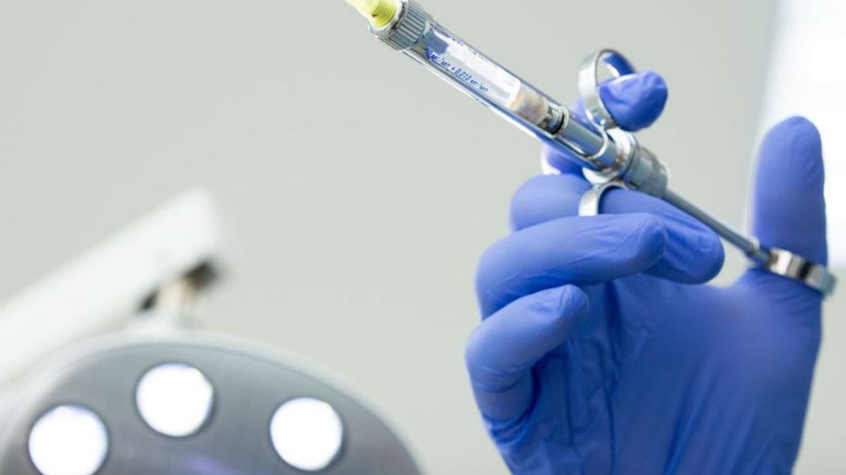 Aplicación de anestesia