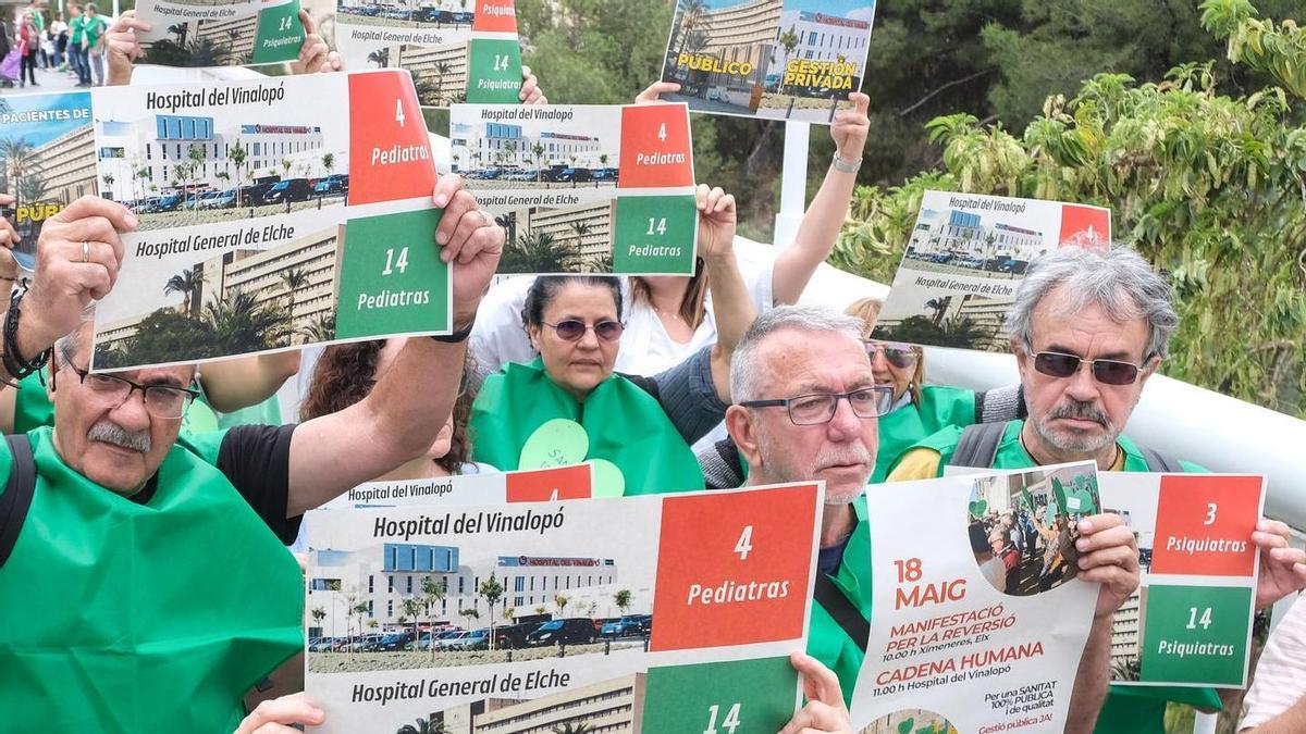 Uno de los actos convocados por la plataforma para protestar por la gestión privada del Hospital del Vinalopó