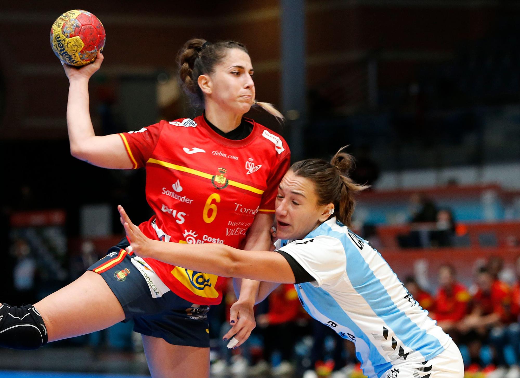 Victoria de España ante Argentina en su estreno en el Mundial femenino