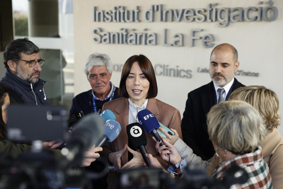 La ministra de Ciencia, Innovación y Universidades, Diana Morant, en su reciente visita el Instituto de Investigación Sanitaria del Hospital La Fe de València.
