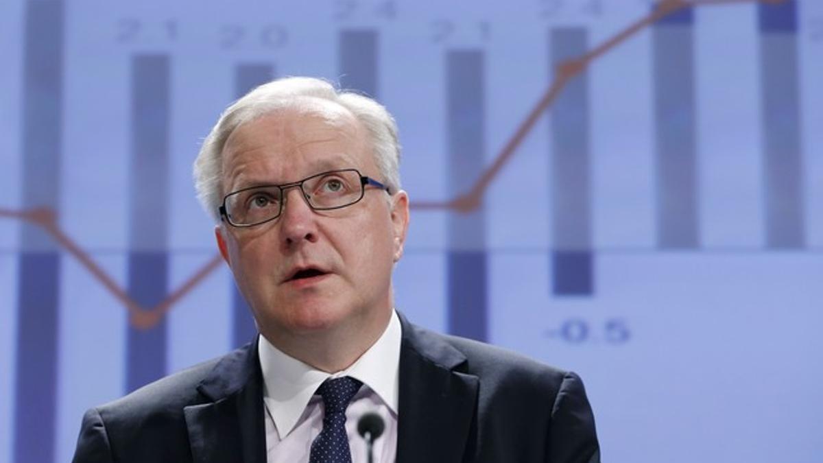 El comisario económico, Olli Rehn, durante la rueda de prensa, este miércoles en Bruselas.