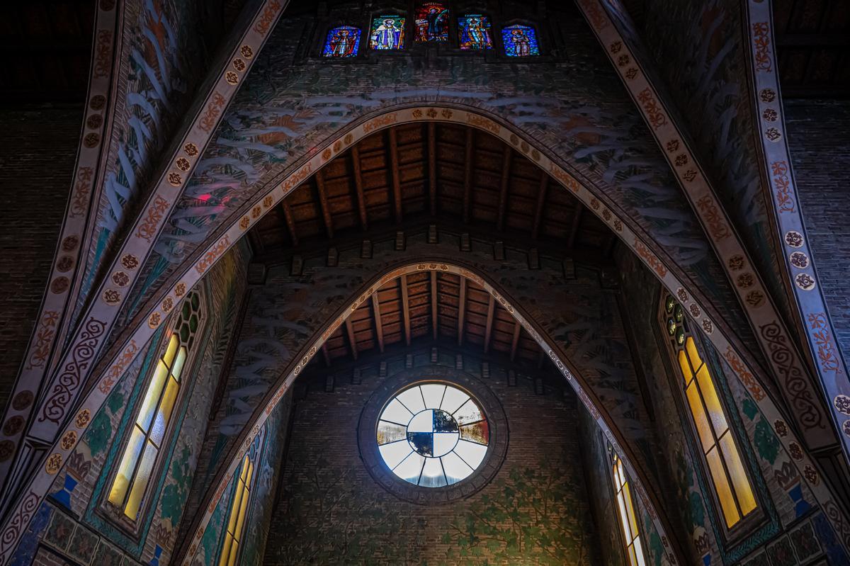 Capilla oculta de la residencia Ramon Llull, dentro la Escola Industrial de la UPC