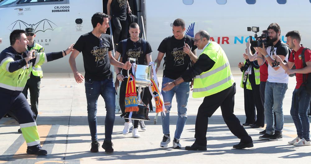 La fiesta del Valencia CF con la afición