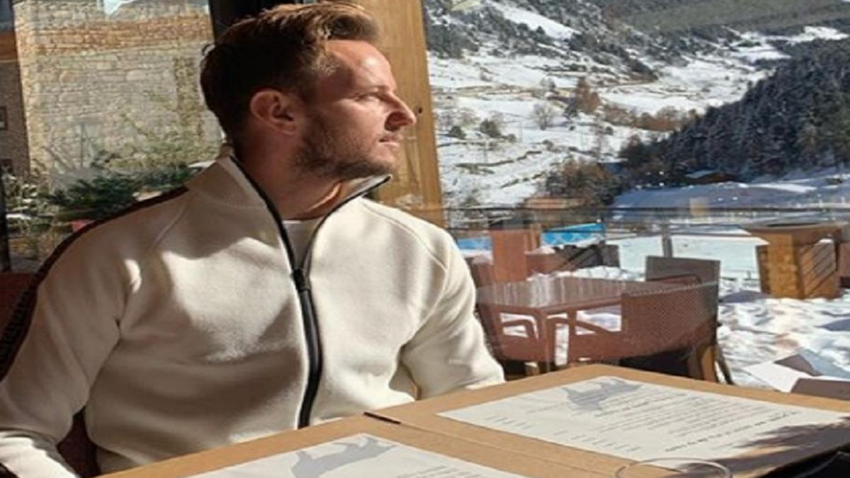 Rakitic descansa de los rumores de fichaje pasando un finde en la nieve