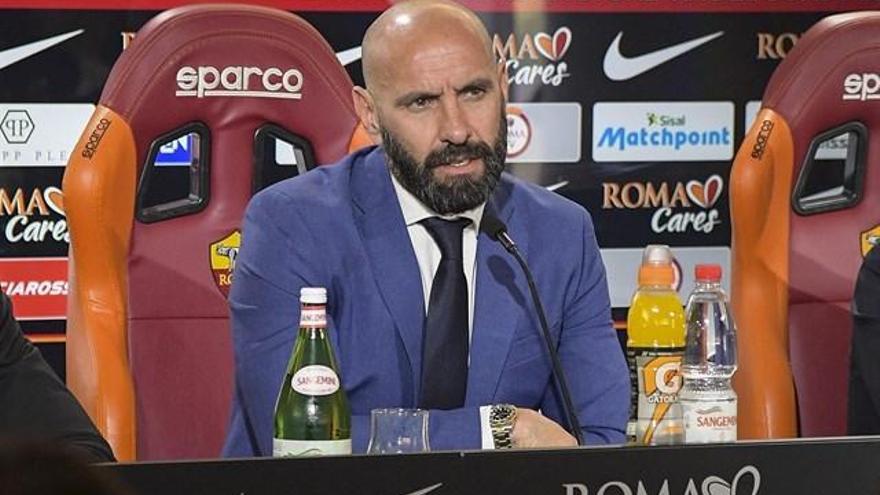 Monchi reclama a la UEFA que pongan en marcha el VAR