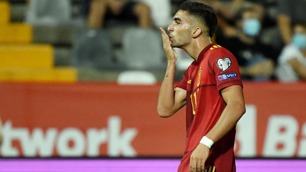 Ferran Torres celebra su gol ante Georgia