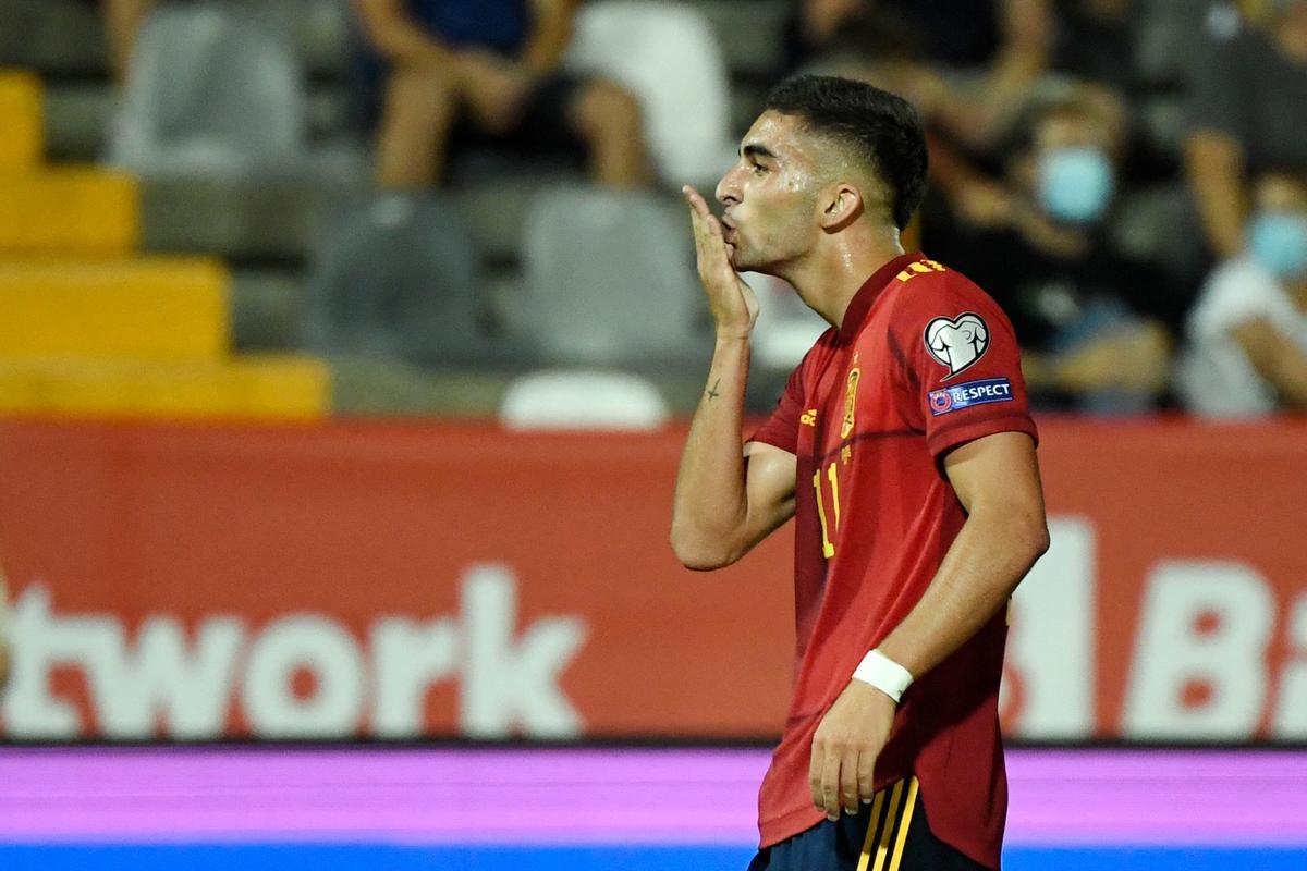Ferran Torres celebra su gol ante Georgia