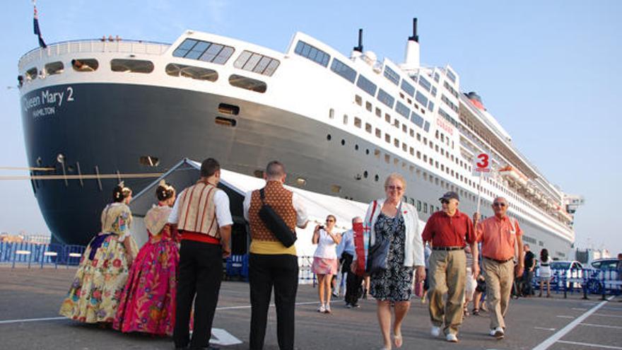 Vuelven los cruceros: crece un 31% el tráfico de cruceristas en Valencia