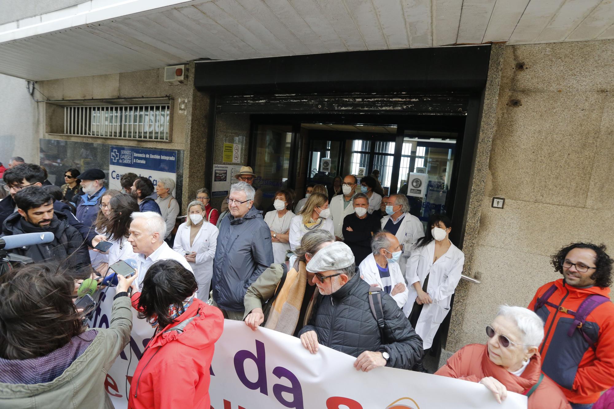 Concentración en A Coruña por el Día de la Atención Primaria