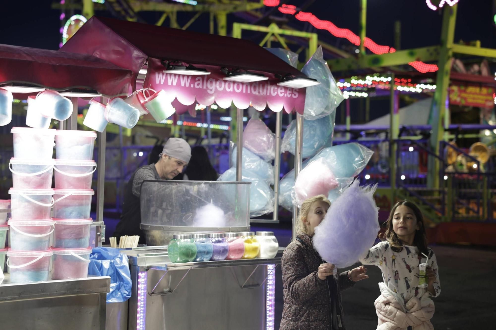 So ist der bunte Jahrmarkt "Fira del Ram" auf Mallorca angelaufen