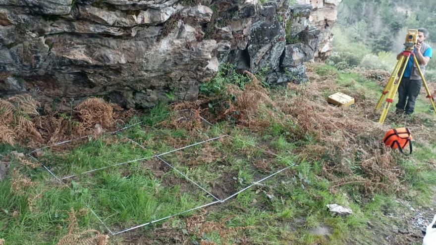 El grupo de Arqueología del campus de Ourense lidera una excavación en Peña Piñeira, León