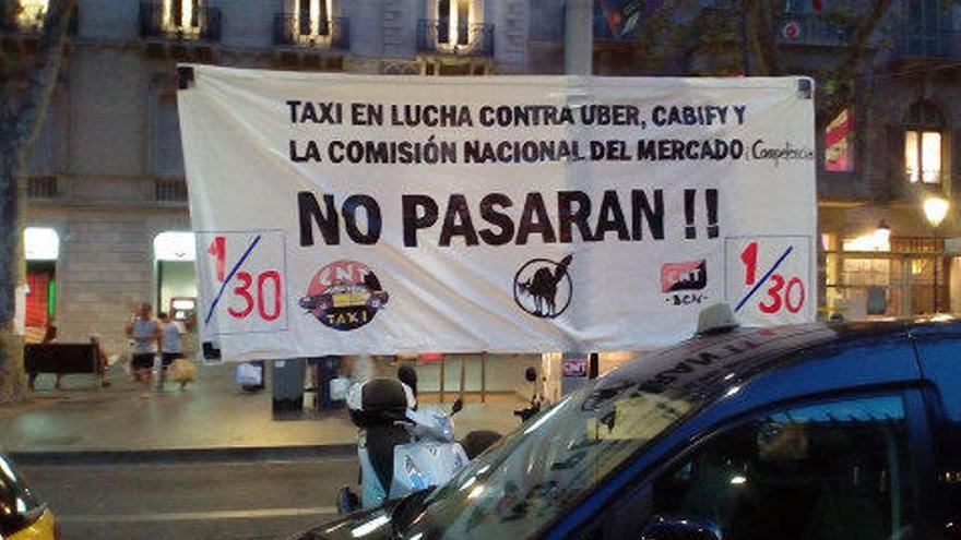 Desconvoquen la vaga de taxistes de Barcelona
