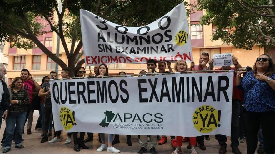 Los examinadores de tráfico vuelven a convocar huelga en diciembre