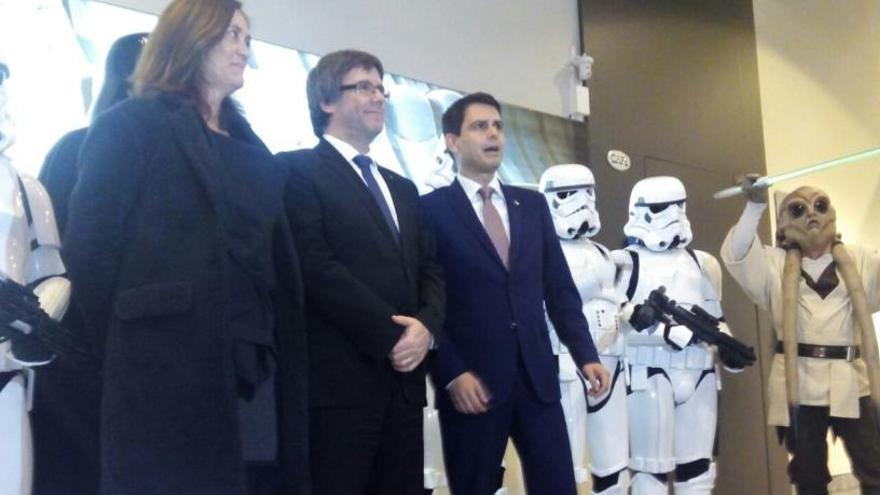 El president Puigdemont, durant l&#039;acte d&#039;inauguració del nou cinema