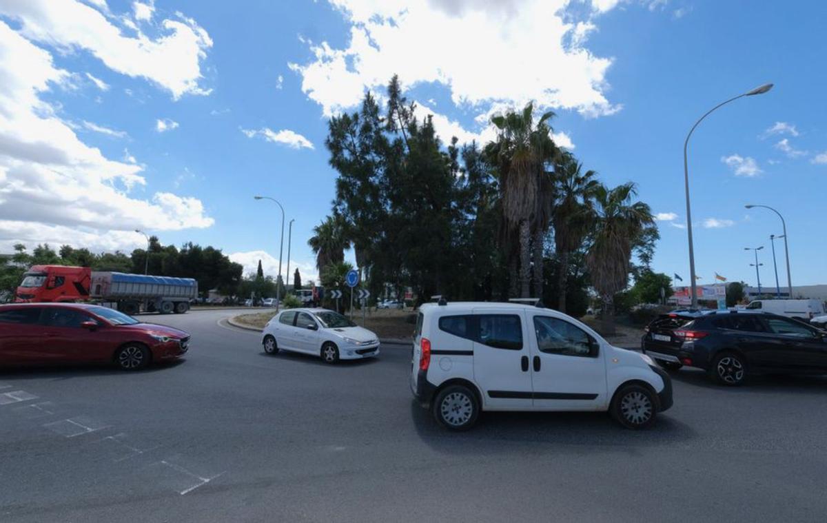 La rotonda de la carretera de Sóller el pasado viernes a las 11.00 horas | DM