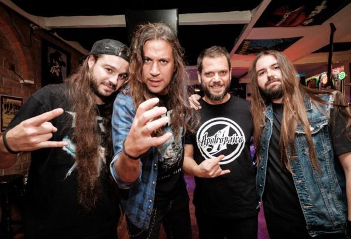 Deu anys d'accent eivissenc a Granada