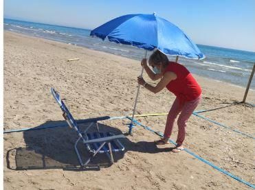 Canet prueba la parcelación de su playa