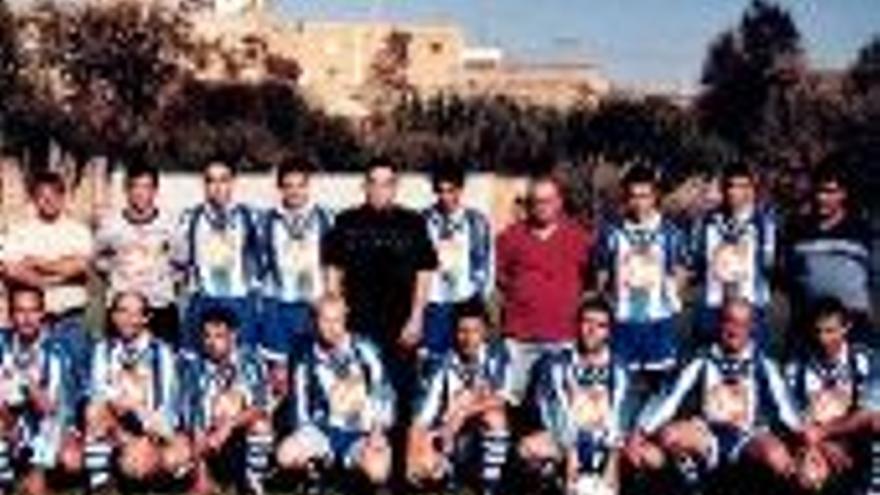 Un equipo local que lucha por mantener su puesto en la liga