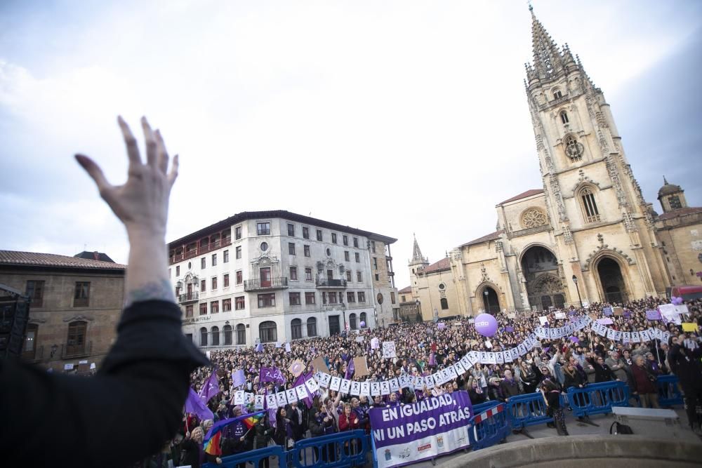 Manifestación del 8 M por las calles de Oviedo