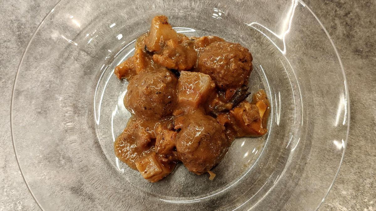 Las albóndigas con cabeza de ternra del Tonet del Mercat