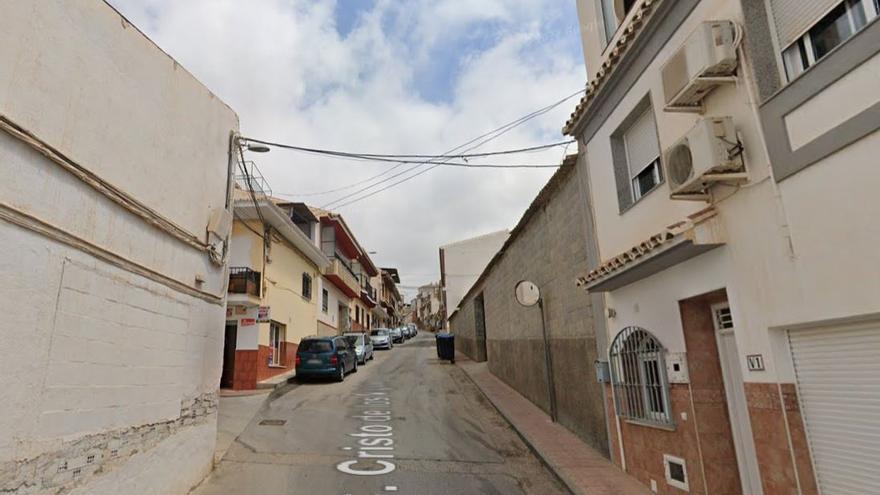 Muere un joven de 27 años al caerle un muro en una obra en Vélez-Málaga